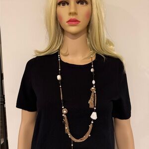 Laila Rowe Chic Gold, pearls with white and black beaded accents